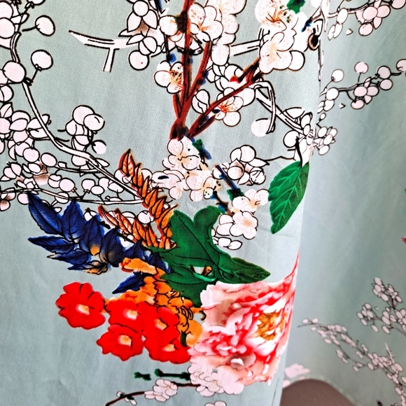 Lovely floral dress - Picture 9 of 14